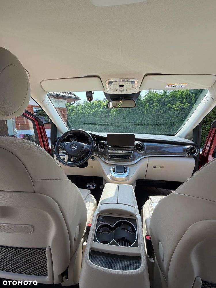 Mercedes-Benz EQV 300 90kWh - 24