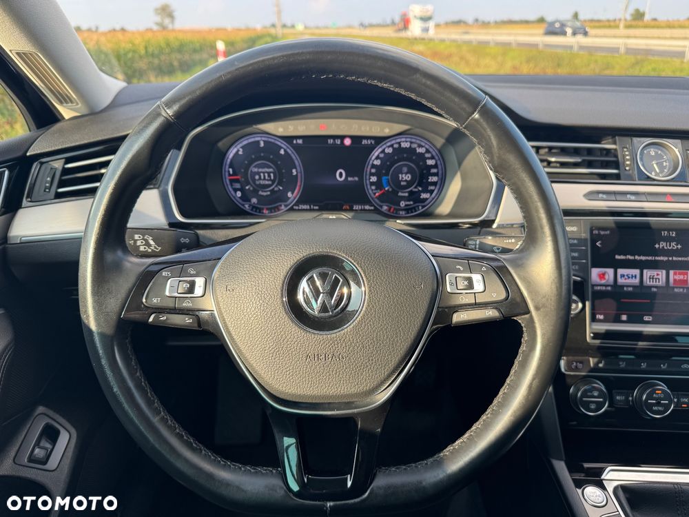 Volkswagen Passat 2.0 TDI BMT Highline - 17