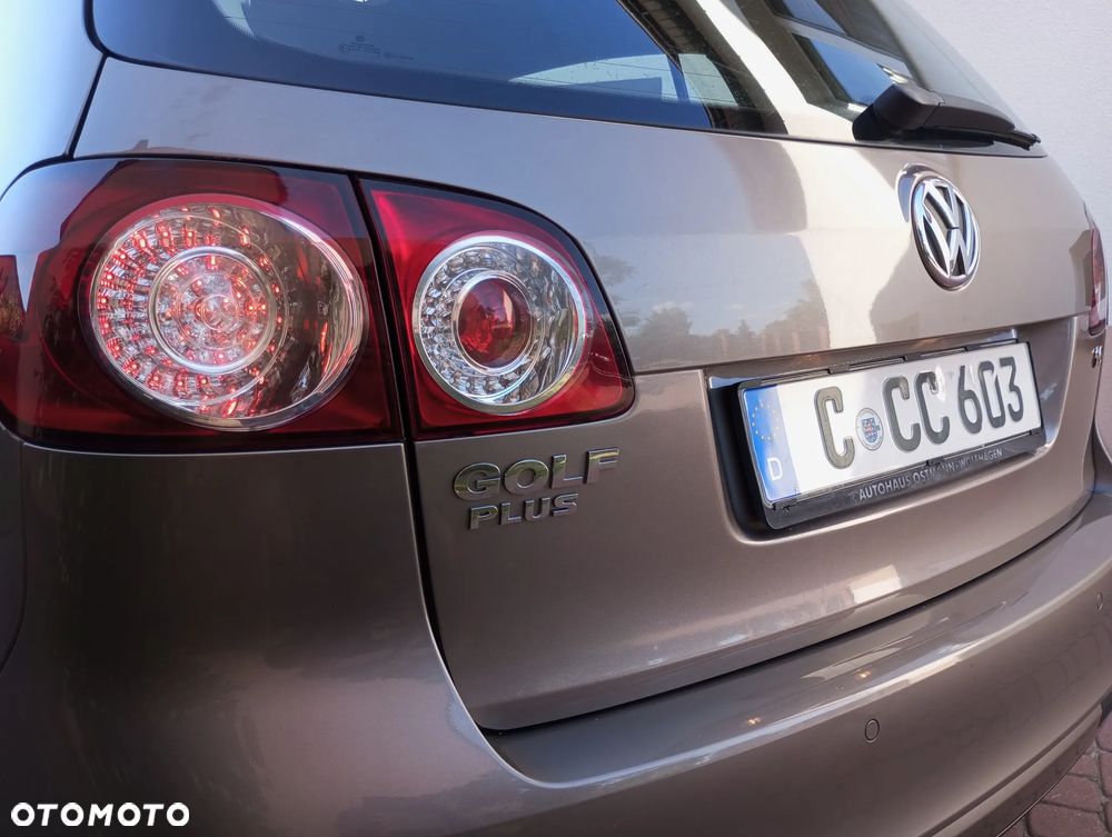 Volkswagen Golf Plus - 15