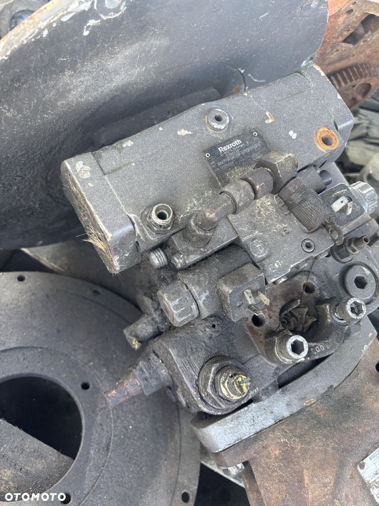 Pompa hydrauliczna tłoczkowa Rexroth A4VG71DA1D8/32R-NZF02F071LH-S A4VG71DA1D8/32R - 2