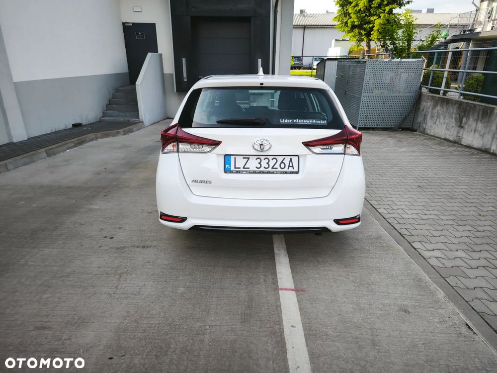 Toyota Auris 1.6 Comfort - 14