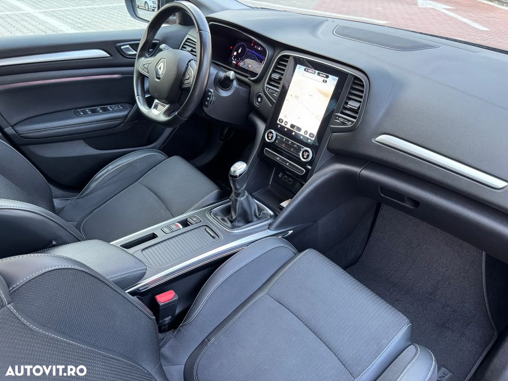 Renault Megane BLUE dCi 115 INTENS - 13