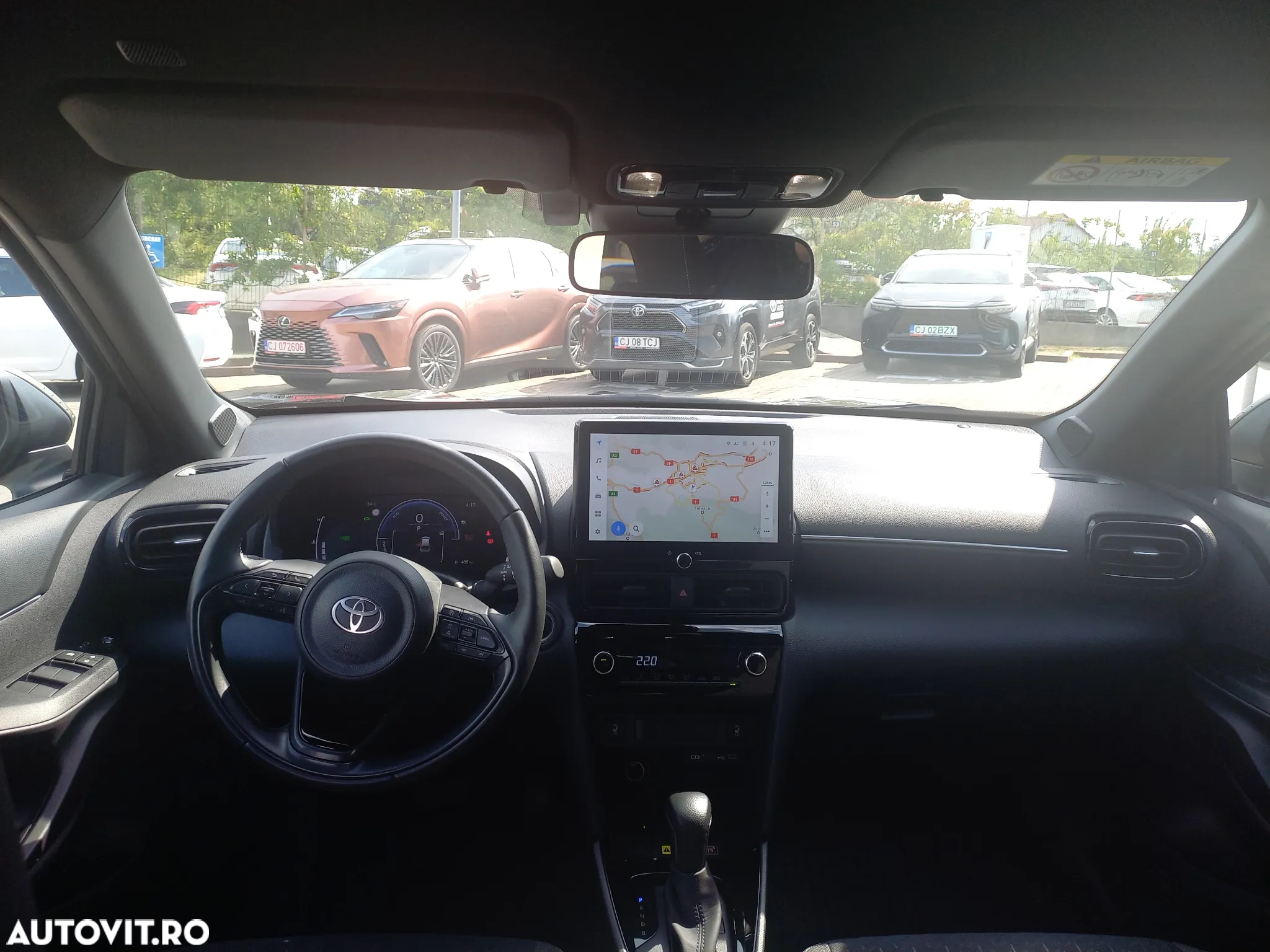 Toyota Yaris Cross 1.5 VVT-i HSD 4x2 Dynamic - 17