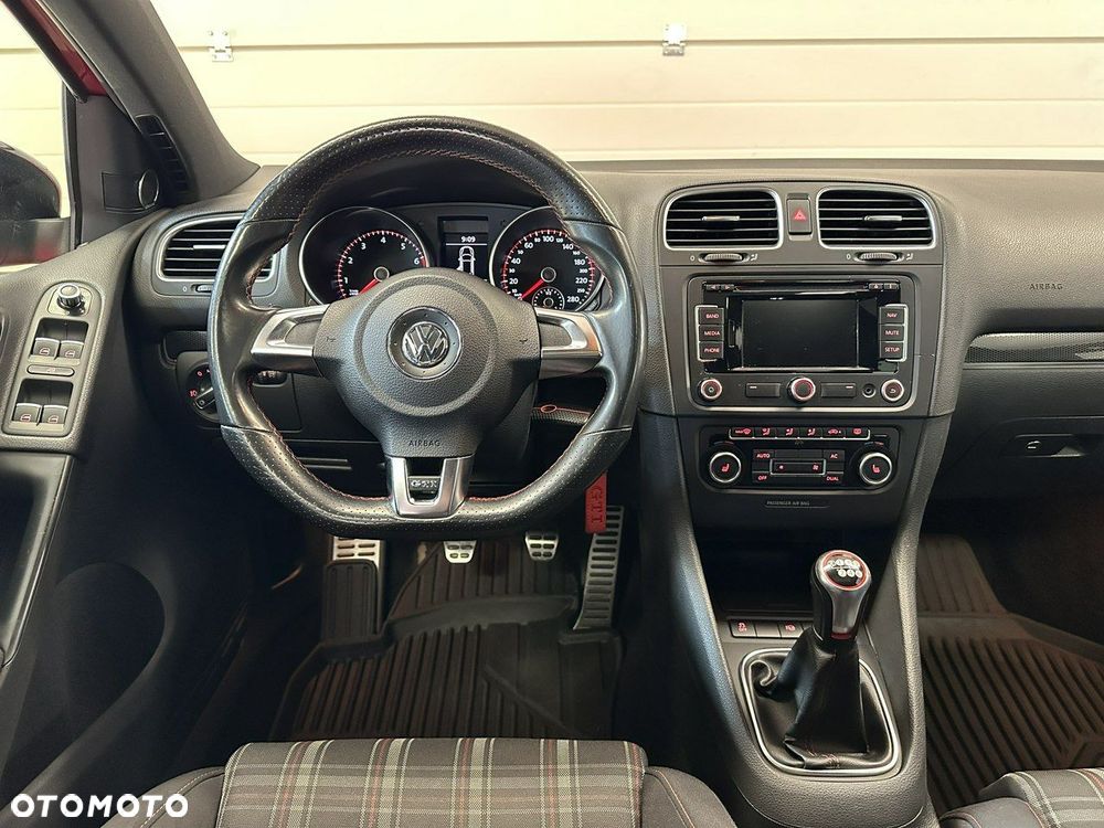 Volkswagen Golf 2.0 GTI Edition 35 - 8