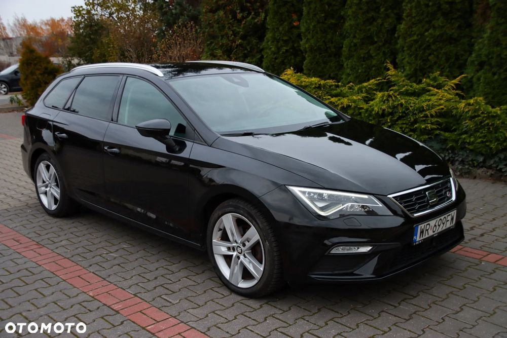 Seat Leon 2.0 TDI FR Black S&S DSG - 1