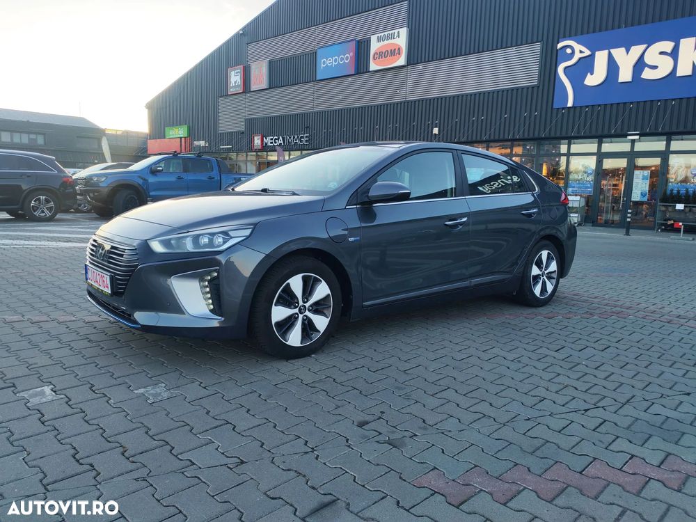 Hyundai IONIQ 1.6 GDI Premium - 4