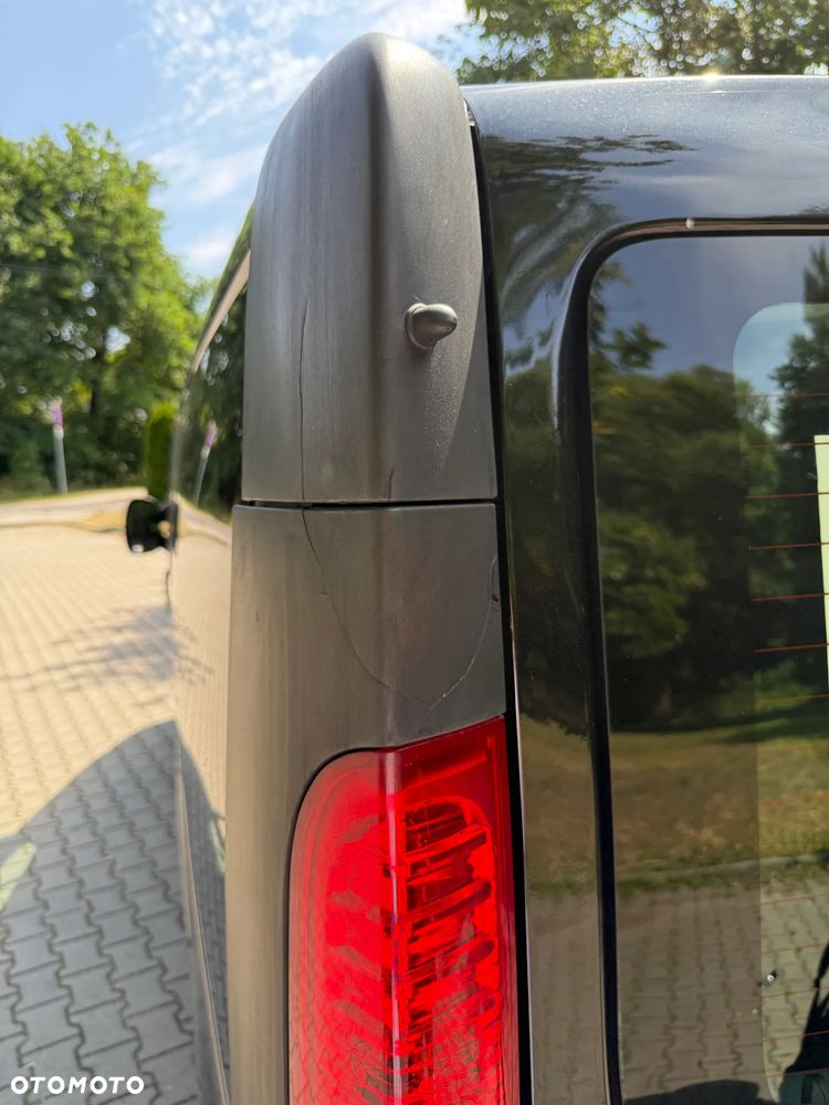 Opel Vivaro L2H1 2.9t - 24