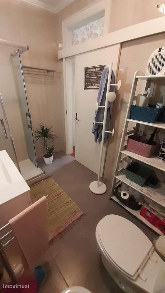 Quarto - localizado em Avenida da Liberdade Lisbon - Grande imagem: 3/41