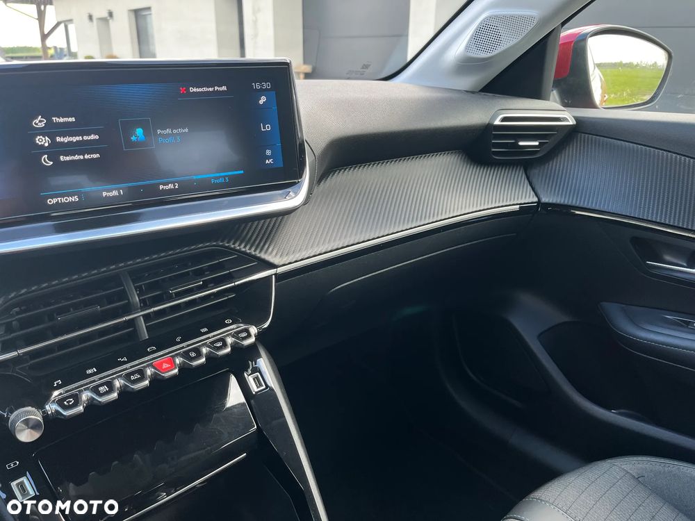 Peugeot 208 PureTech 100 EAT8 Allure Pack - 37