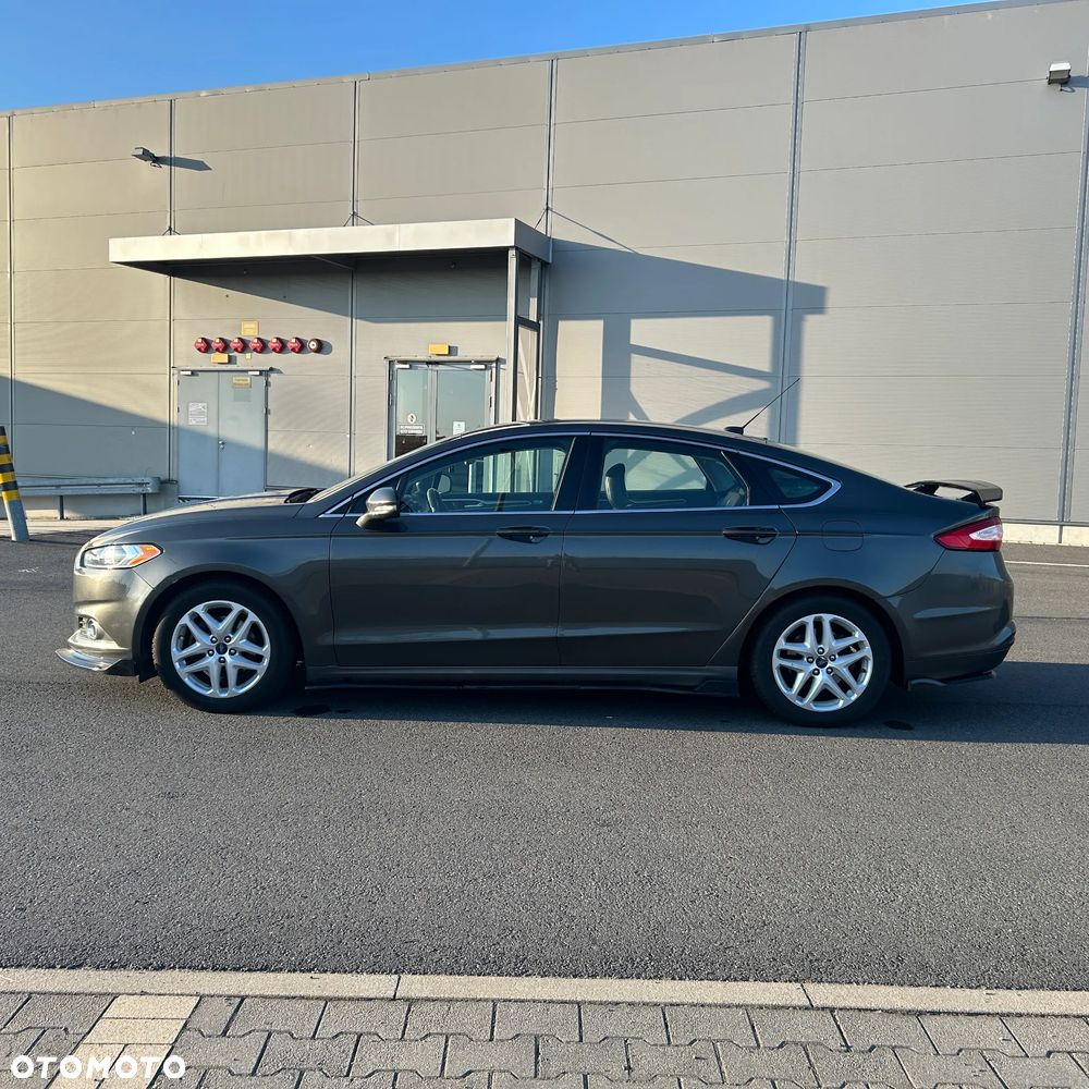 Ford Fusion - 7