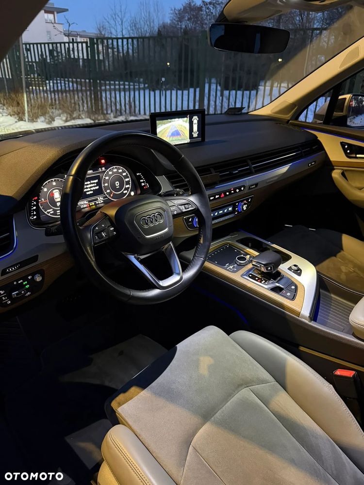 Audi Q7 - 29
