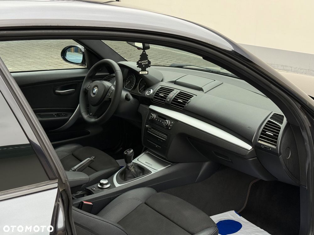 BMW Seria 1 123d DPF - 16