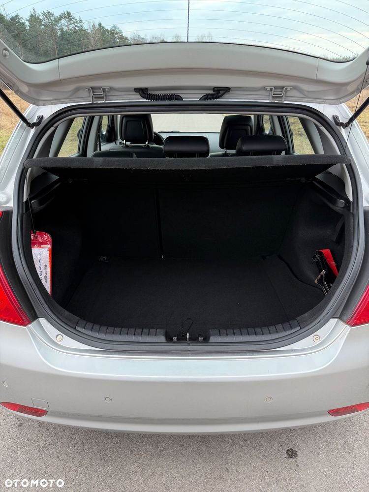 Kia Ceed 2.0 CVVT Spirit - 7