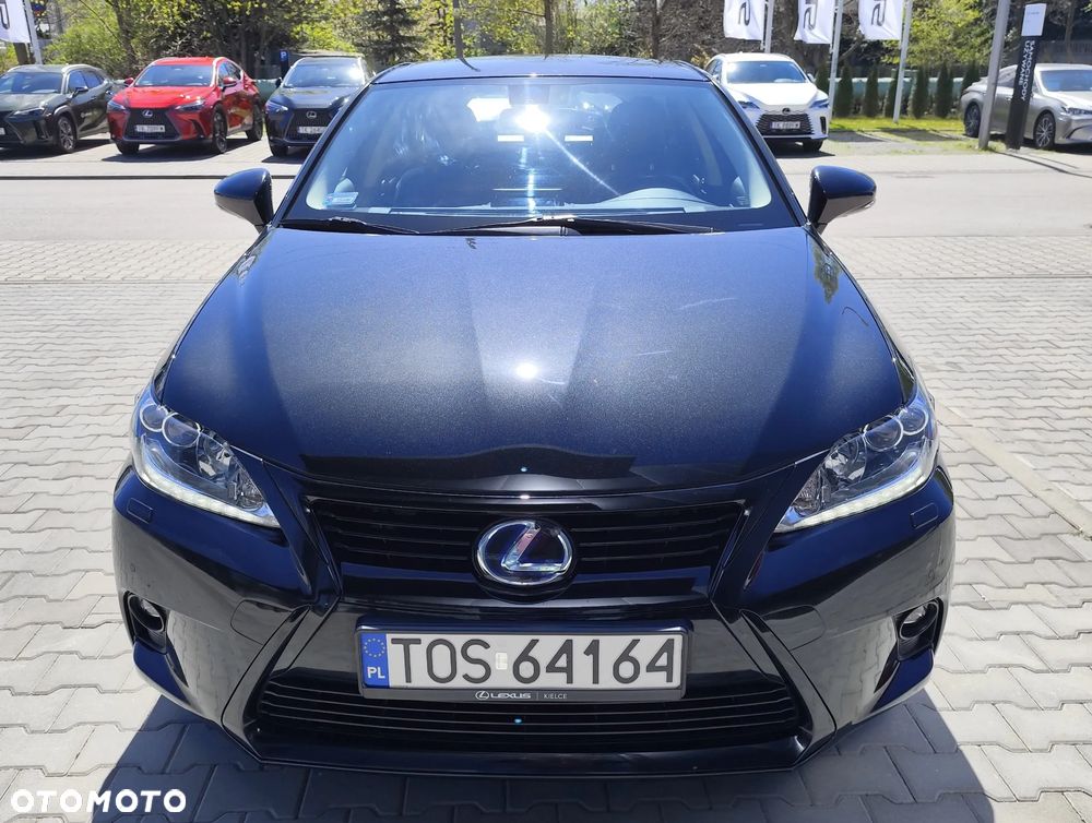 Lexus CT - 3