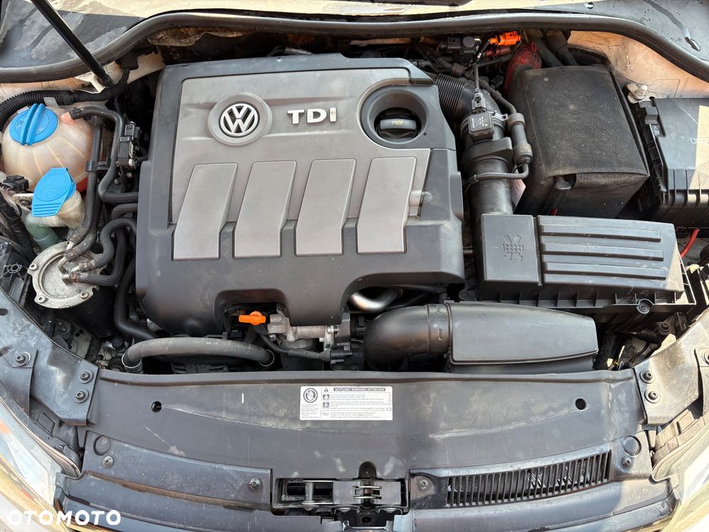 Volkswagen Golf 1.6 TDI Trendline - 10