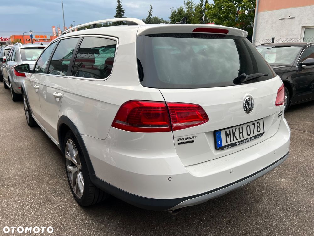Volkswagen Passat Alltrack 2.0 TDI 4Motion DSG BlueMotion Tec - 5