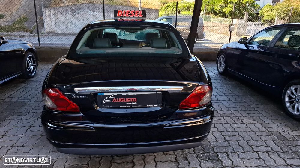 Jaguar X-Type 2.0 D Sport - 12