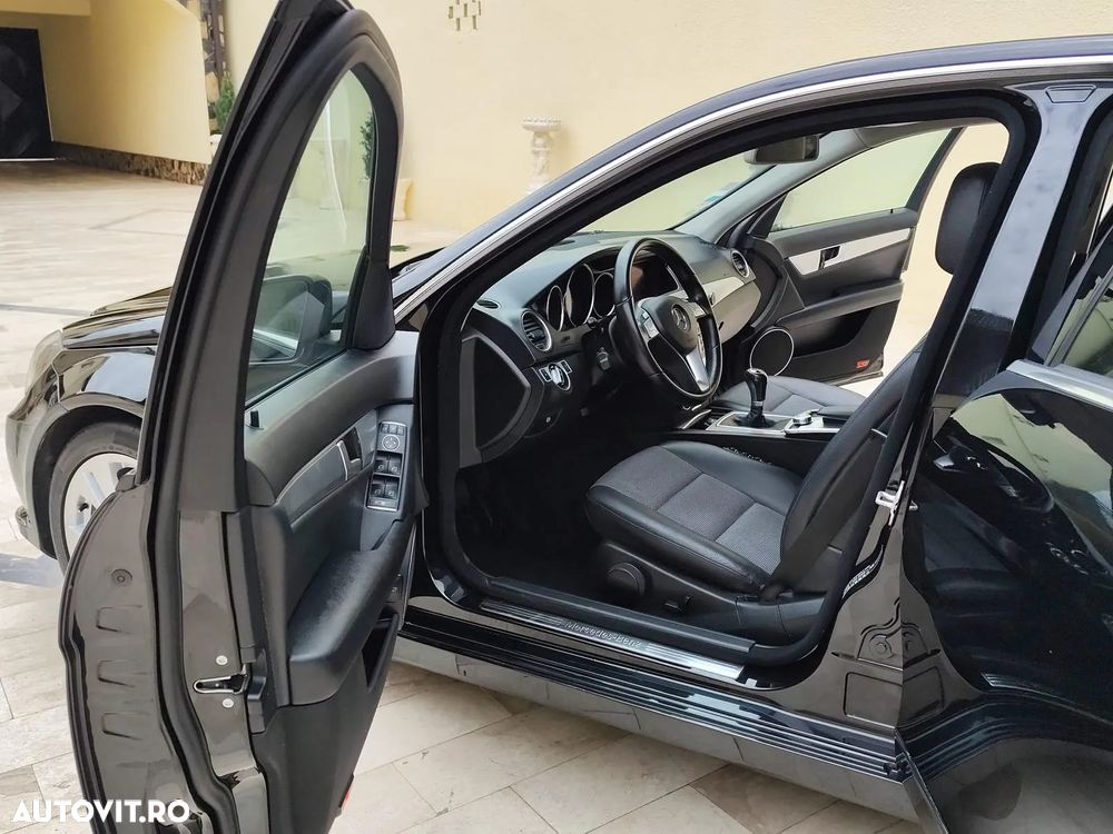 Mercedes-Benz C - 5