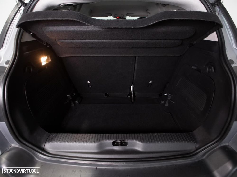 Citroën C3 1.2 PureTech C-Series - 12