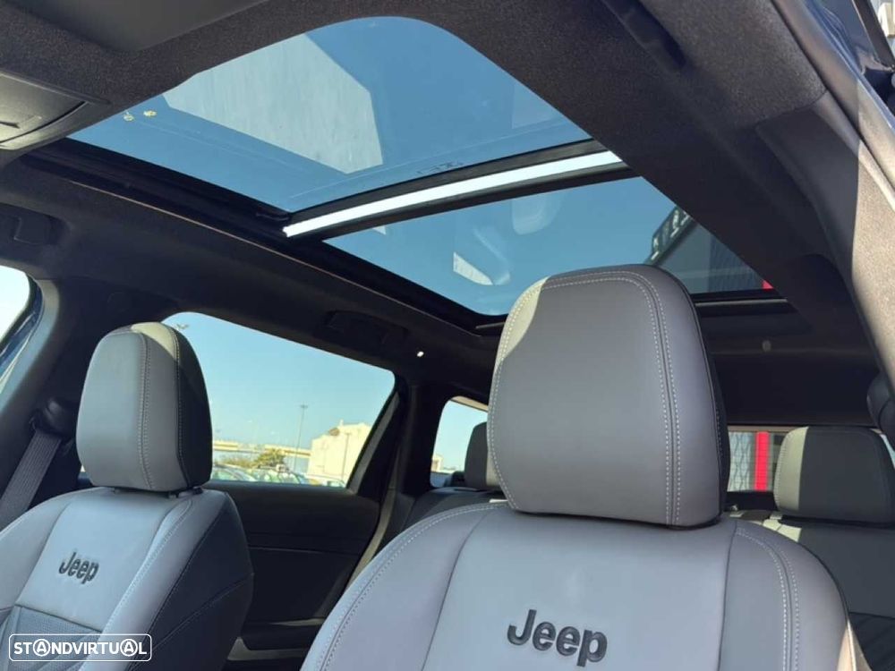 Jeep Compass 74 kWh Altitude - 26
