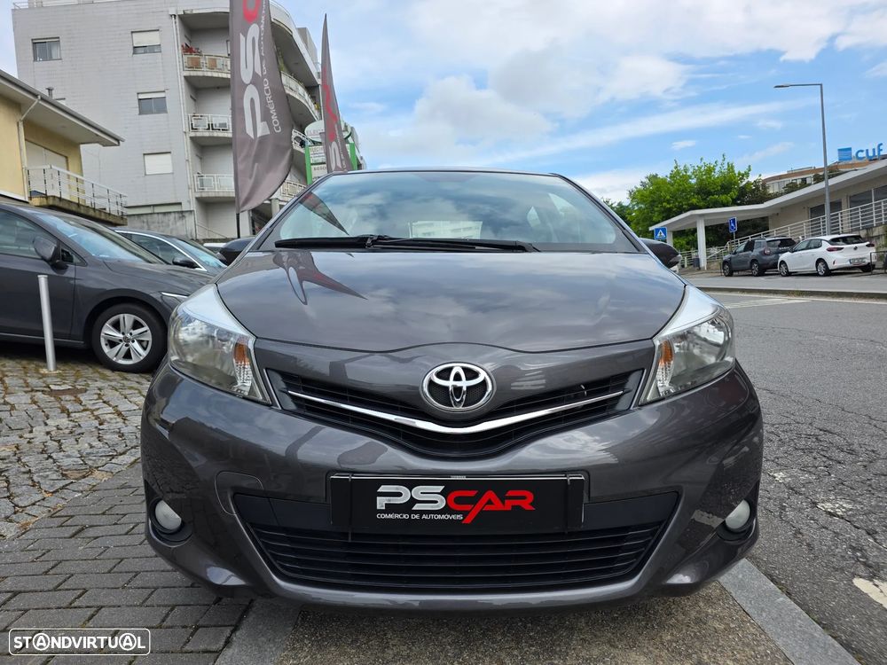 Toyota Yaris 1.0 VVT-i Comfort+P.Style - 4