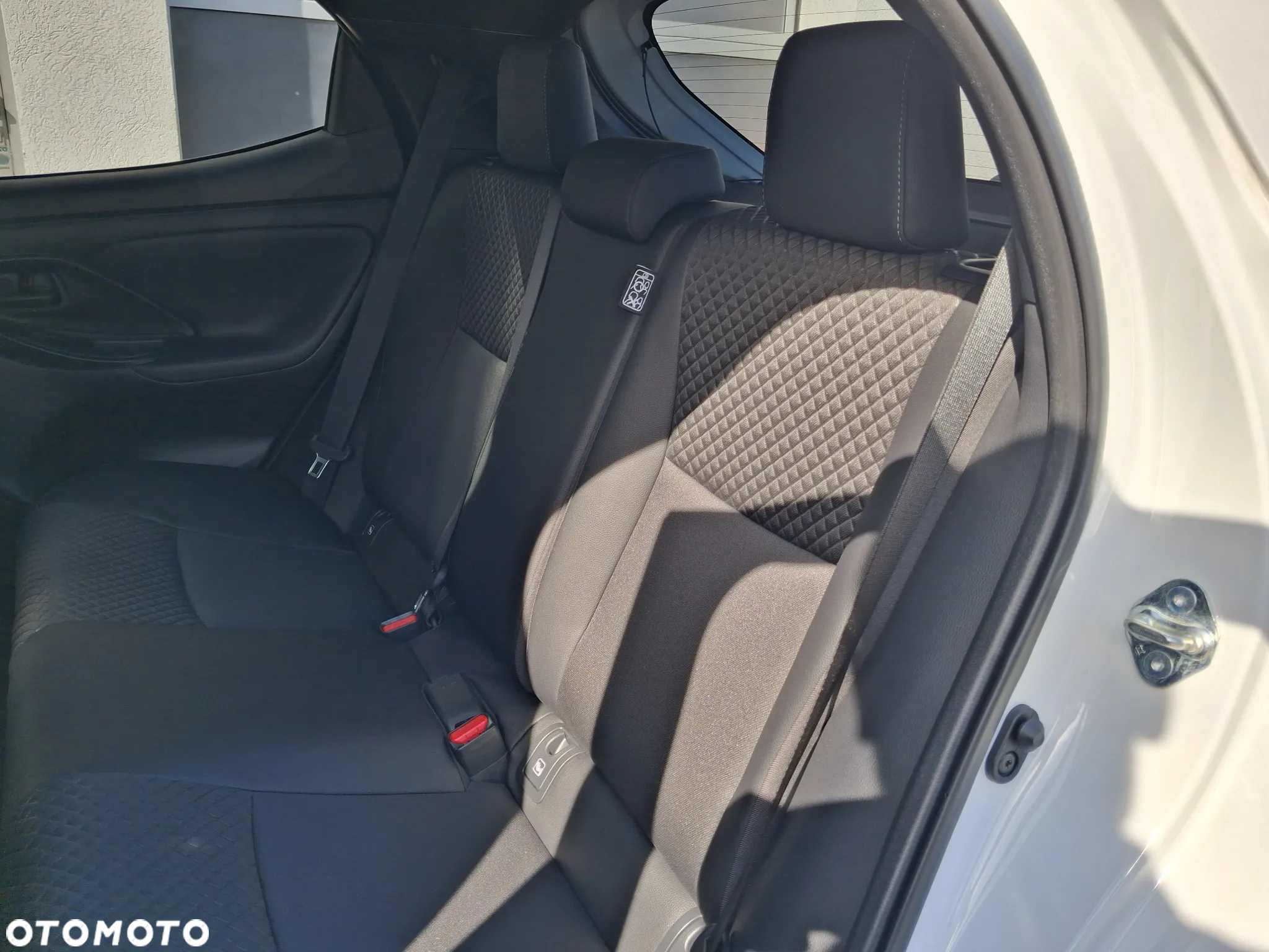 Mazda 2 - 8