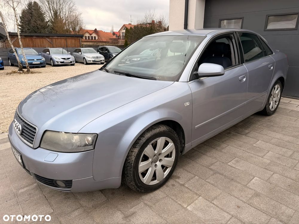 Audi A4 Limousine 1.8T - 12
