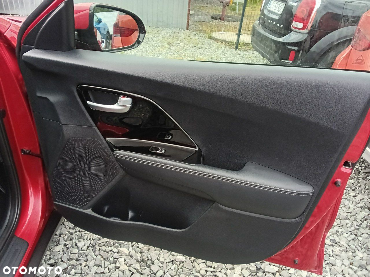 Kia Niro 1.6 GDI Hybrid Business Line - 25