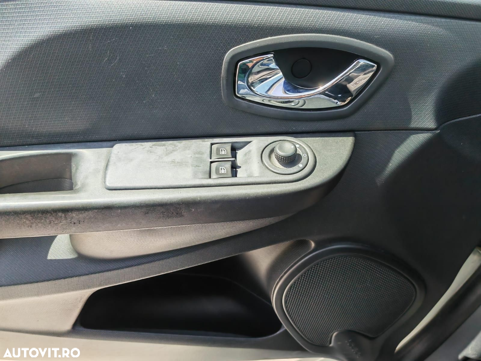 Renault Clio - 14