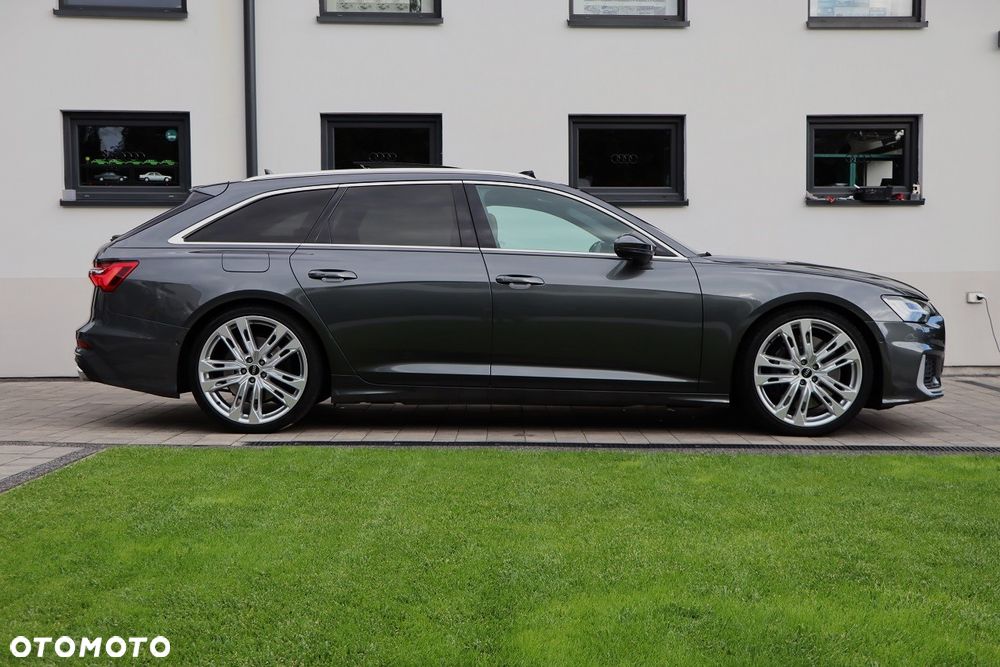 Audi S6 Avant - 11