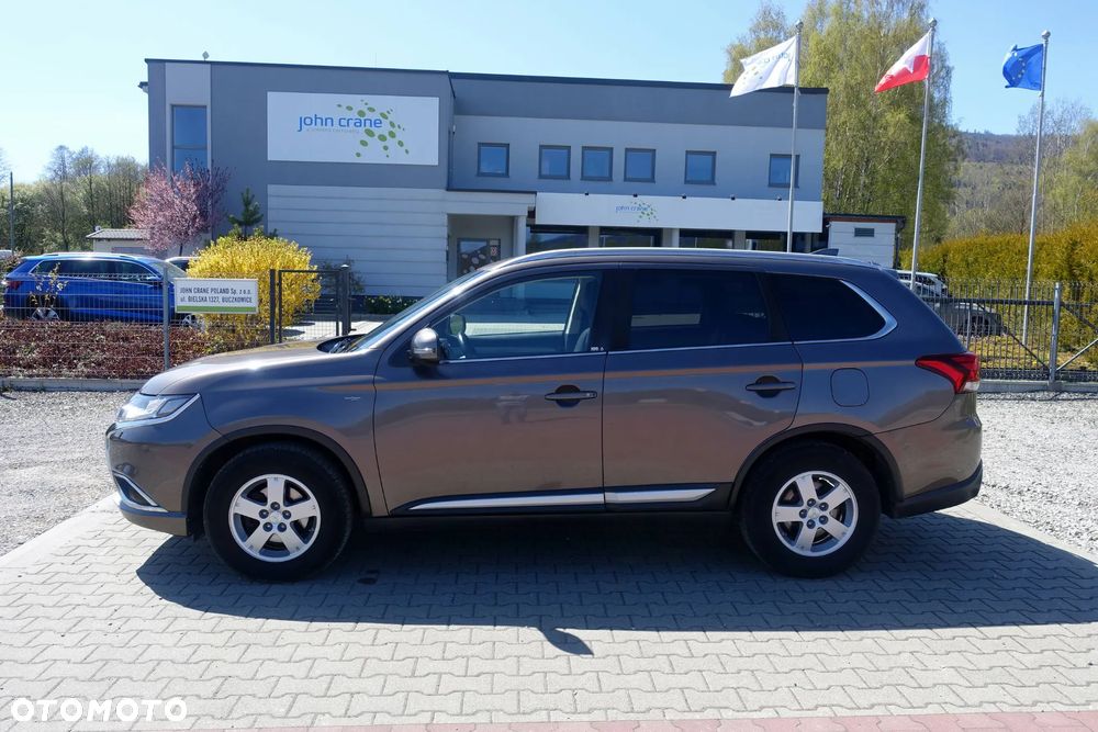 Mitsubishi Outlander 2.2 DI-D 4WD Intense - 8