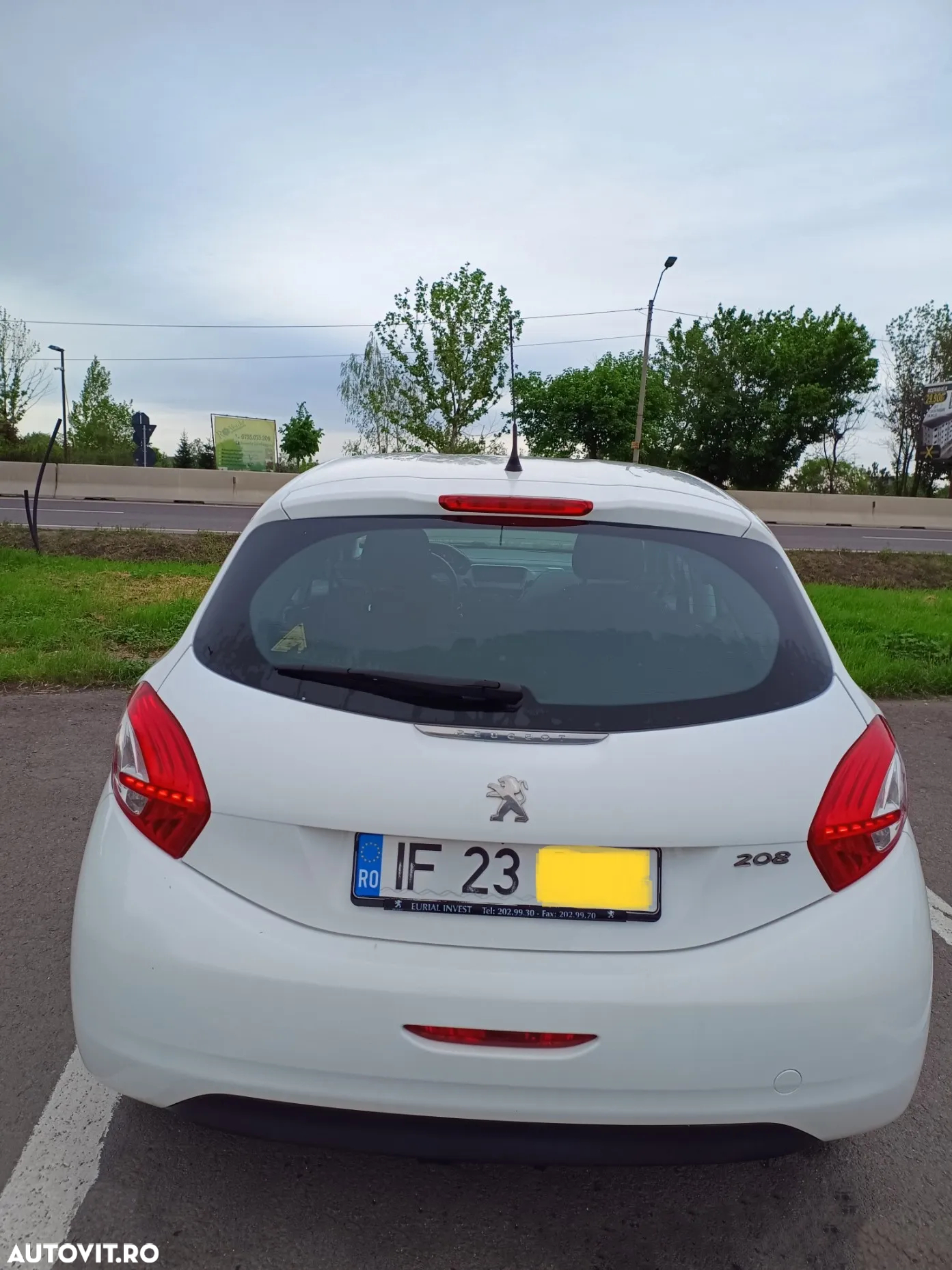 Peugeot 208 - 7