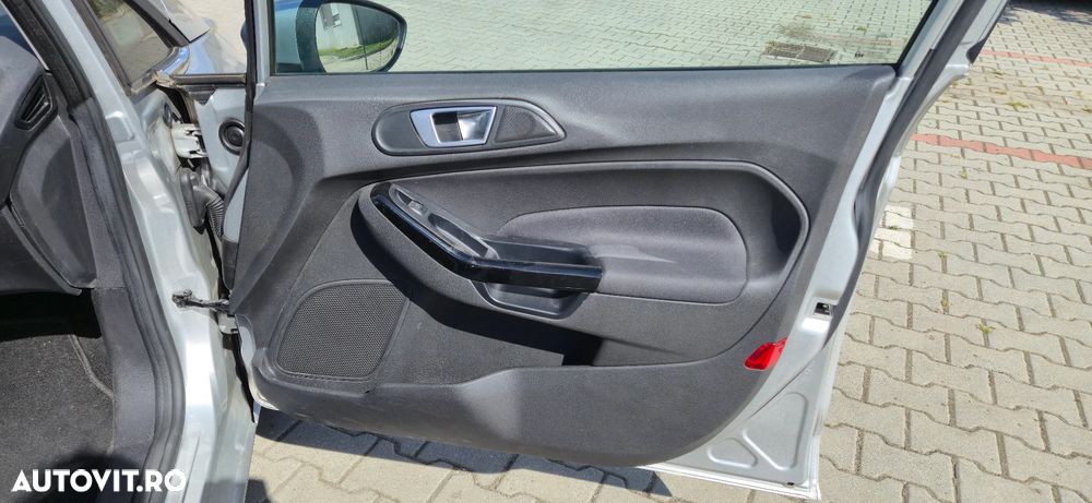 Ford Fiesta 1.0 EcoBoost Start-Stop Titanium - 14