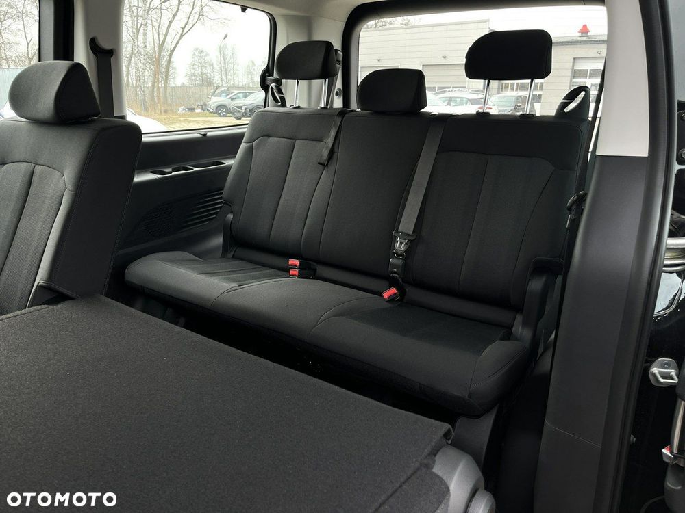 Hyundai Staria - 18