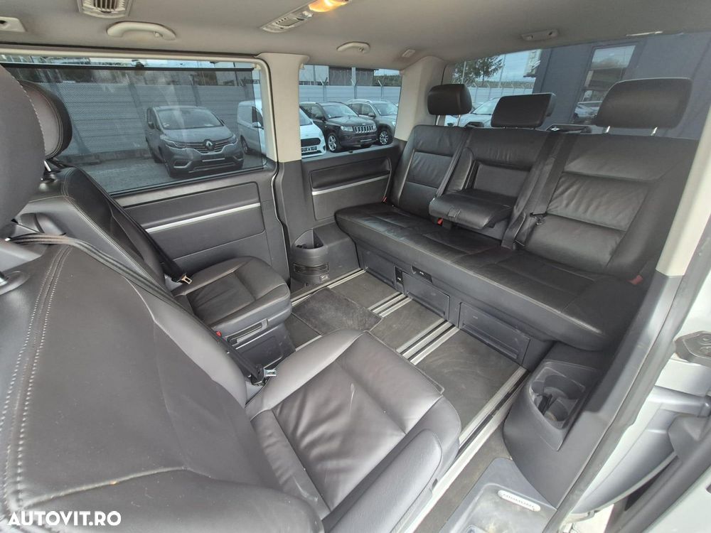 Volkswagen Multivan - 15