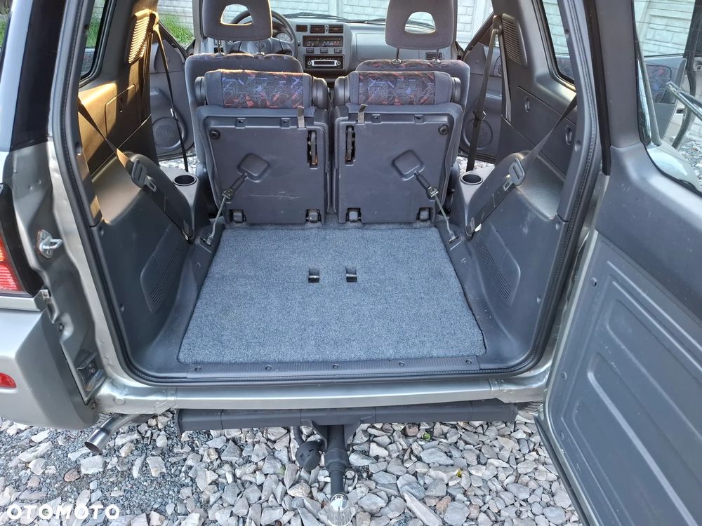 Toyota RAV4 2.0 Special - 8