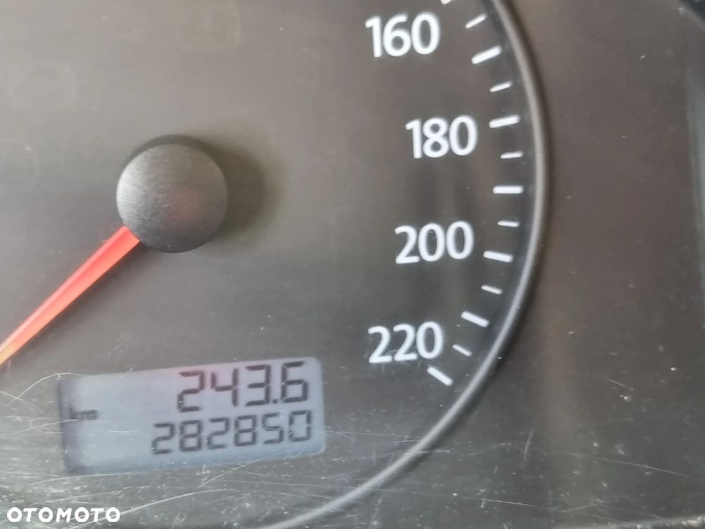 Volkswagen T5 - 7