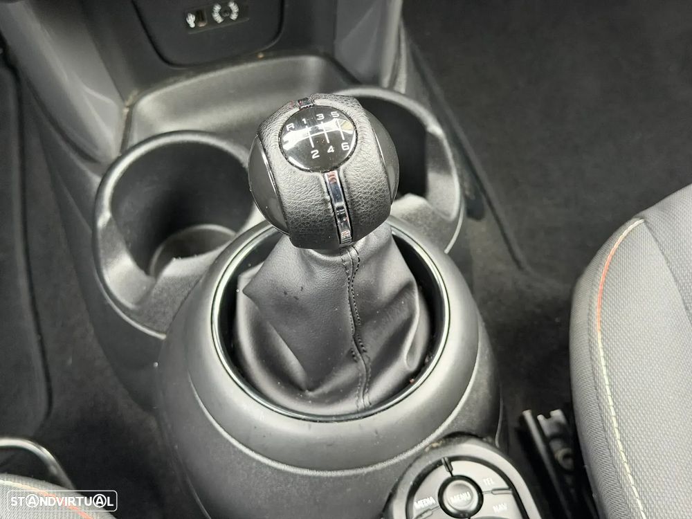 MINI 3 Portas Cooper - 11