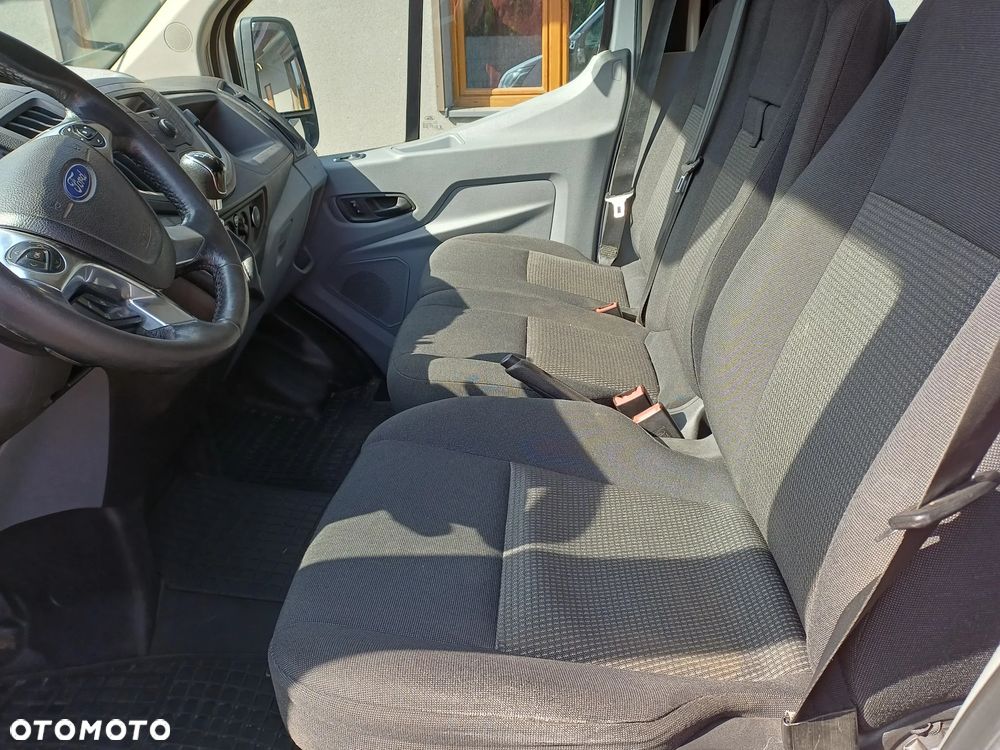 Ford Transit - 9