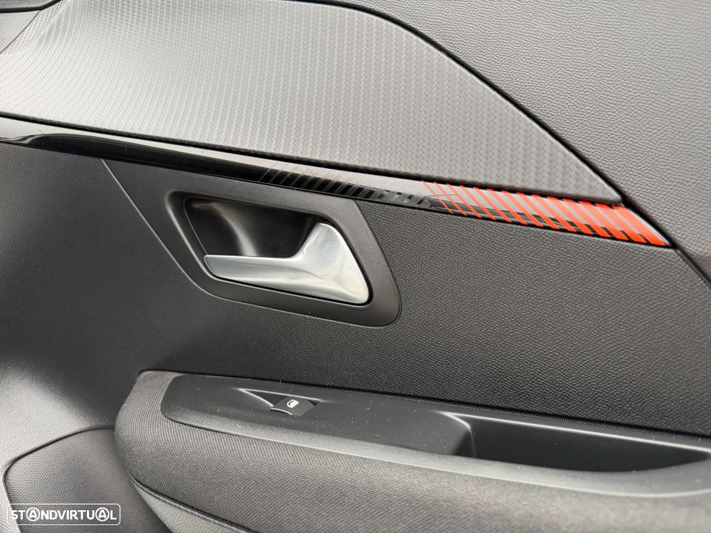 Peugeot e-208 50 kWh Active Pack — fotografia 16
