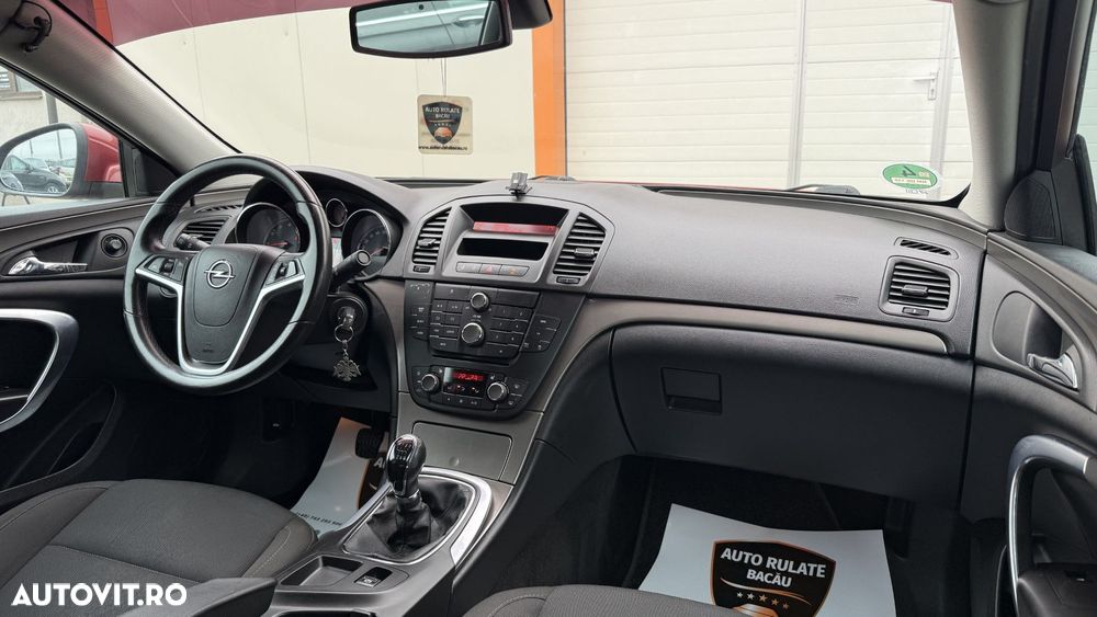 Opel Insignia - 13