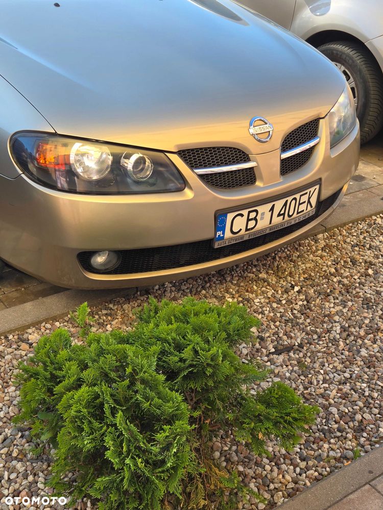 Nissan Almera - 8