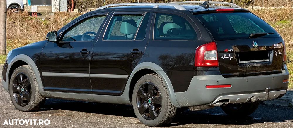 Skoda Octavia 2.0 TDI DPF Scout 4x4 - 4