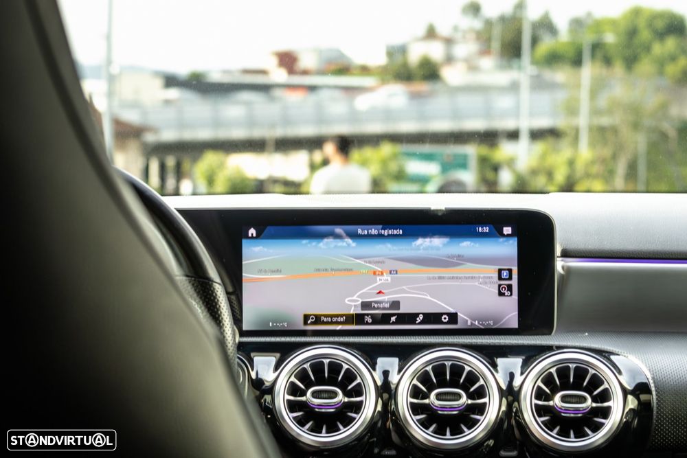 Mercedes-Benz A 180 d AMG Line Aut. - 32