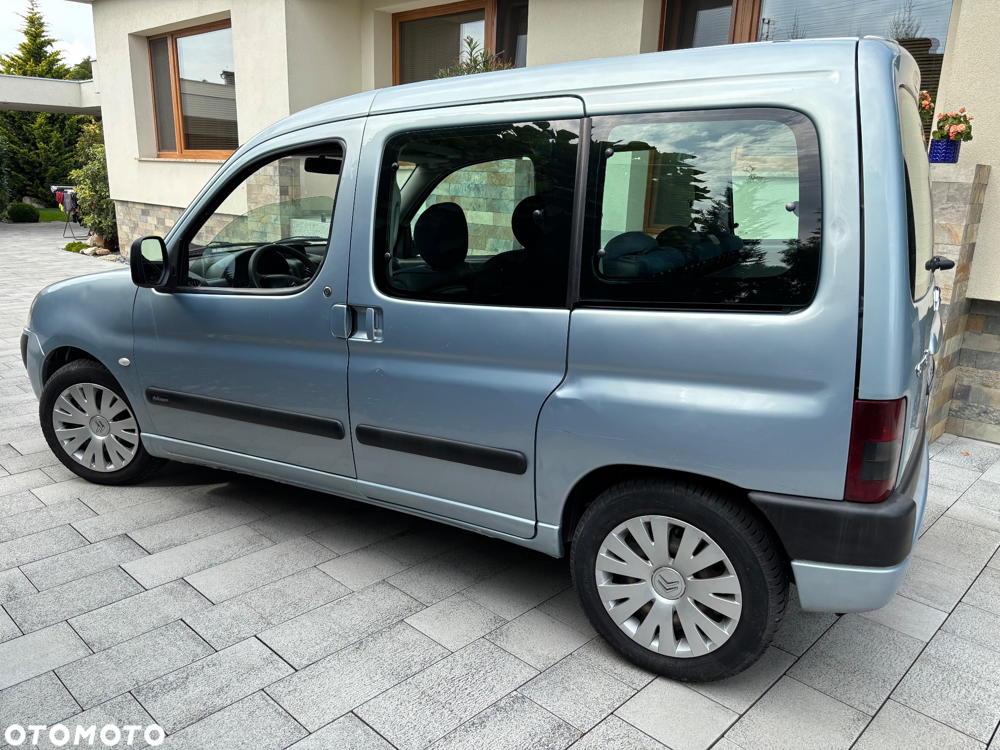 Citroën Berlingo Multispace 2.0 HDI Plus - 2