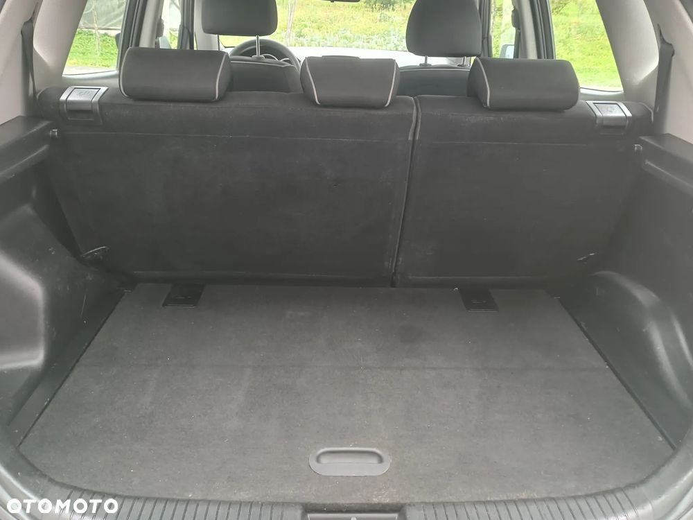 Kia Venga 1.4 CVVT Attract - 15