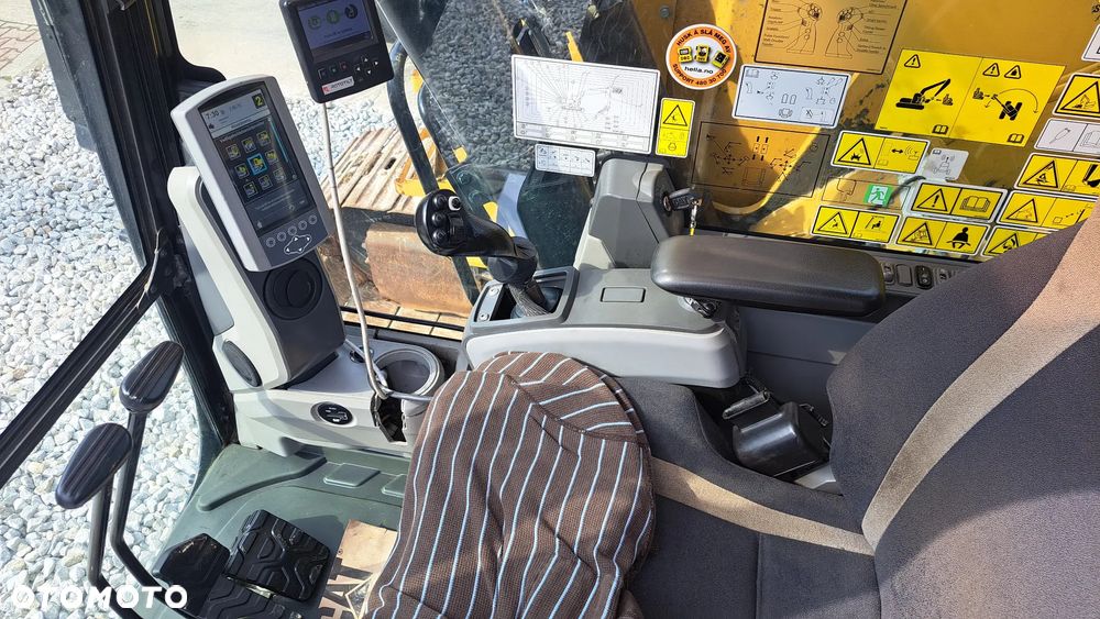 Caterpillar 325F LCR - 19