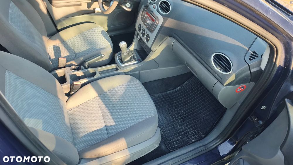 Ford Focus 1.6 TDCi Ambiente - 10