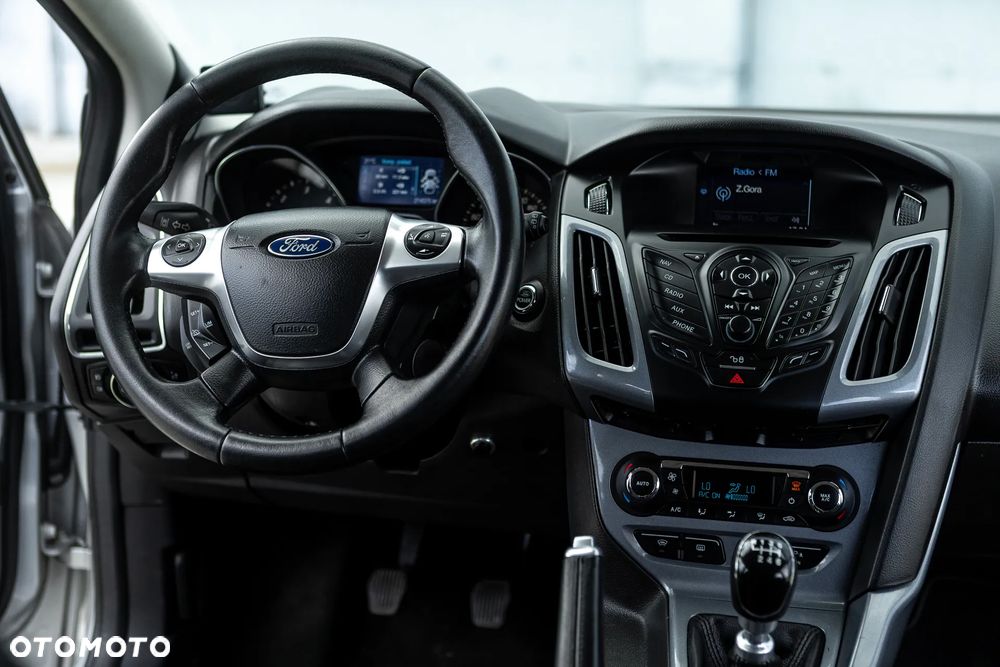 Ford Focus - 13