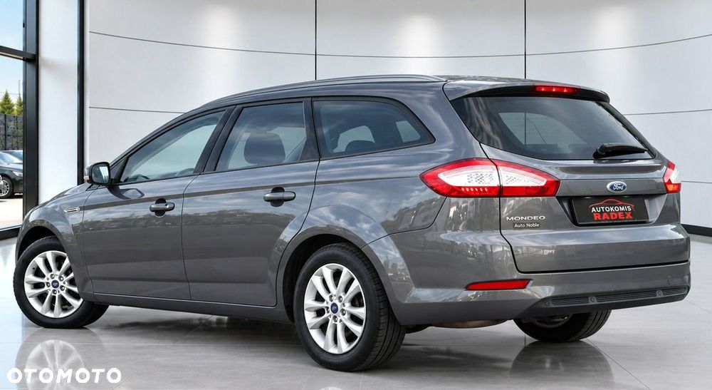 Ford Mondeo - 8